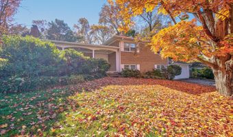 6220 ROBINWOOD Rd, Bethesda, MD 20817
