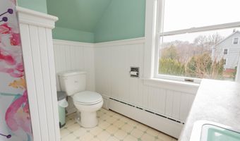 369 Ohio St, Bangor, ME 04401