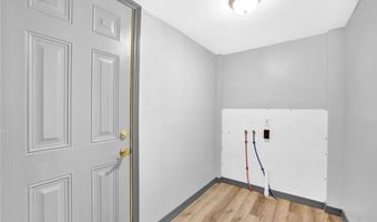 121 Lake St, Akron, OH 44301