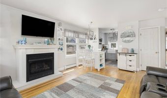 13 Vaughan Ave, Newport, RI 02840