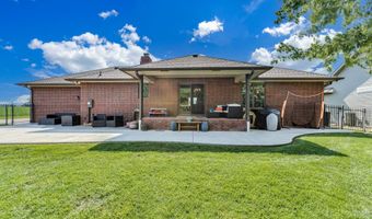 102 N Finch Ct, Andale, KS 67001