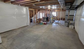 2509 Chan Dr, Adel, IA 50003