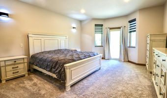 2410 Quail Run Blvd, Aberdeen, SD 57401