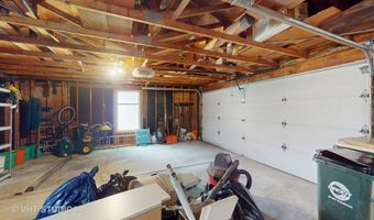 3026 N Stratford Rd, Arlington Heights, IL 60004