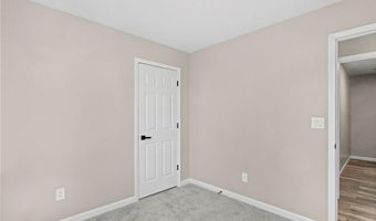 230 S 4th St, Austin, IN 47102