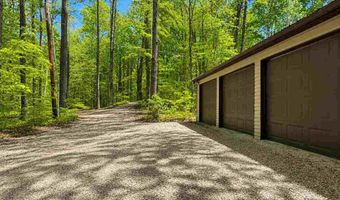 9503 N Smedley Rd, Bloomingdale, IN 47832