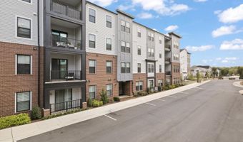 23688 BOLTON CRESCENT Ter #204, Ashburn, VA 20148