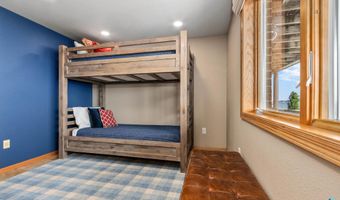 130 S Point Dr, Arlington, SD 57212