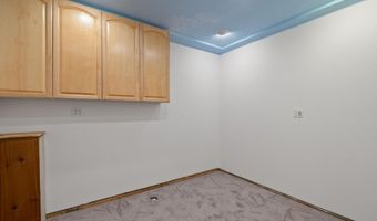 2418 Meadowridge Ct, Ann Arbor, MI 48105