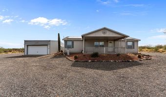 27650 S Clydesdale Ave, Congress, AZ 85332