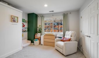 1215 N VAN DORN St, Alexandria, VA 22304