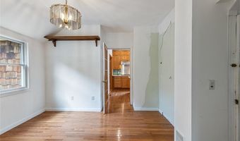 55 Hunter Ave, Newport, RI 02840