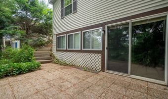 21 Magnolia Ln, Belmont, NH 03220