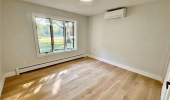 280 W Reach Dr, Jamestown, RI 02835