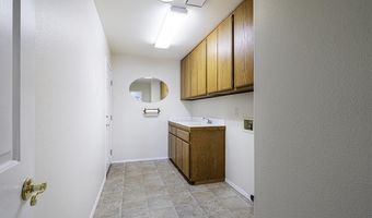 938 Cypress Point Loop, Ashland, OR 97520