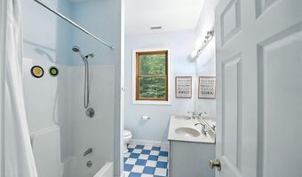 85 Gold Mine Rd, Glocester, RI 02814