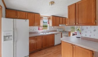142 Hutton Ln, Bean Station, TN 37708