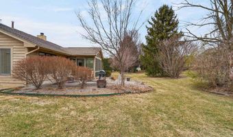 1122 Packard Pl, Auburn, IN 46706