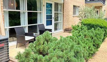 4903 AMERICANA Dr T7, Annandale, VA 22003