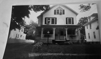 14 Pleasant St, Danbury, CT 06811