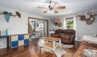 19686 Lawrence 1180, Aurora, MO 65605