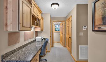 14 VICKIE Way, Basye, VA 22810