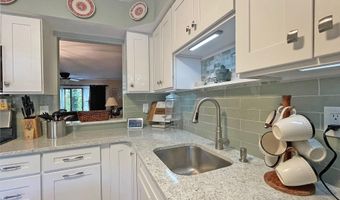 69 Bradford Ct, Aberdeen, NJ 07747
