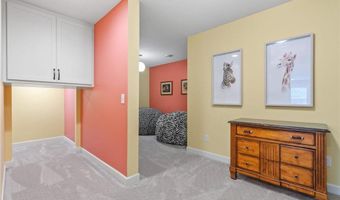 405 Riverside Cir, Anoka, MN 55303