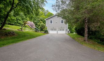45 N Nabby Rd, Danbury, CT 06811