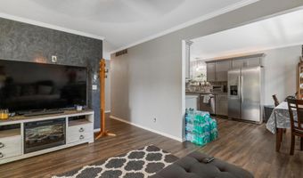 4540 Woodlow Dr, Bel Aire, KS 67220