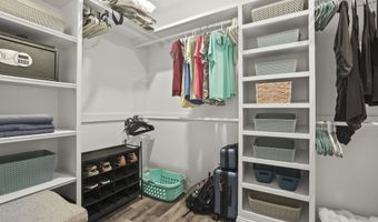121 Grande View Dr, Biloxi, MS 39531