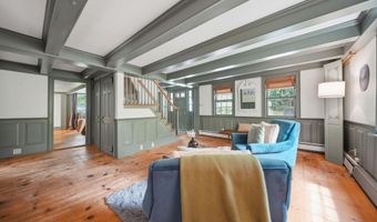 60 Old Deerfield Rd, Candia, NH 03034