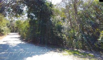 16 Dogwood Ridge Rd, Bald Head Island, NC 28461