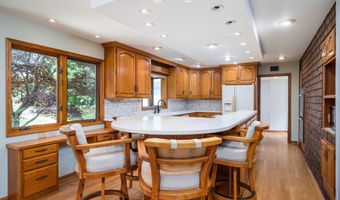 970 Cramton Ave NE, Ada, MI 49301