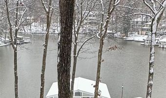 594 Hilltop Ln, Berkeley Lake, GA 30096