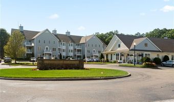 60 Saw Mill Dr 301, North Kingstown, RI 02852