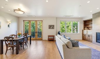 175 Lithia Way 200, Ashland, OR 97520