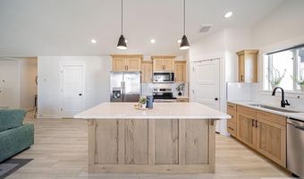 576 Hollow Dr, Ammon, ID 83401