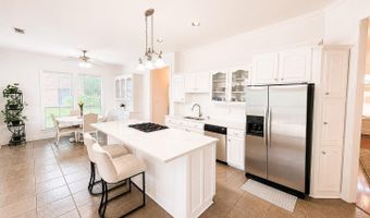 11001 Shoreline Dr, Baton Rouge, LA 70809