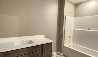 3306 SE Bannister Dr, Ankeny, IA 50021