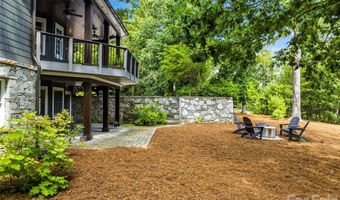 1 Cedar Chine Dr, Asheville, NC 28803