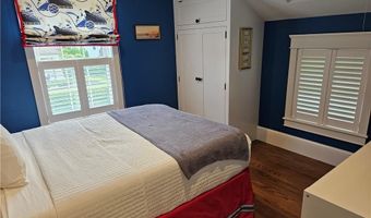 209 Coggeshall Ave, Newport, RI 02840