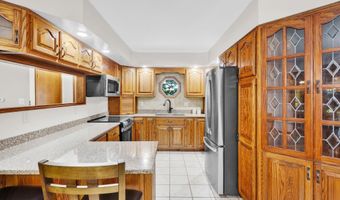 2232 30th St, Bedford, IN 47421