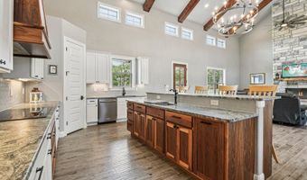 132 Wood Vly, Adkins, TX 78101