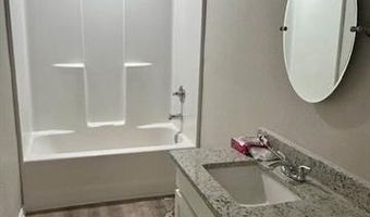 1624 W Woodcraft Rd, Bennington, OK 74723