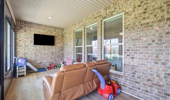 9225 Natures Trl, Biloxi, MS 39532