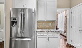 1924 DeArmon Dr, Charlotte, NC 28205