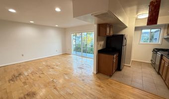 5009 D St SE 303, Washington, DC 20019