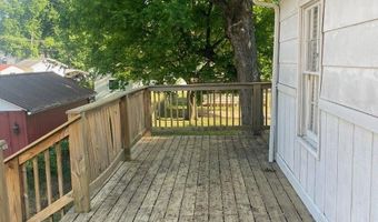 119 Pine St, Badin, NC 28009