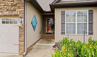 314 War Emblem Dr, Boiling Springs, SC 29316